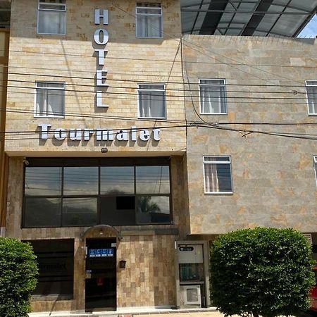 Hotel Tourmalet Кали Екстериор снимка
