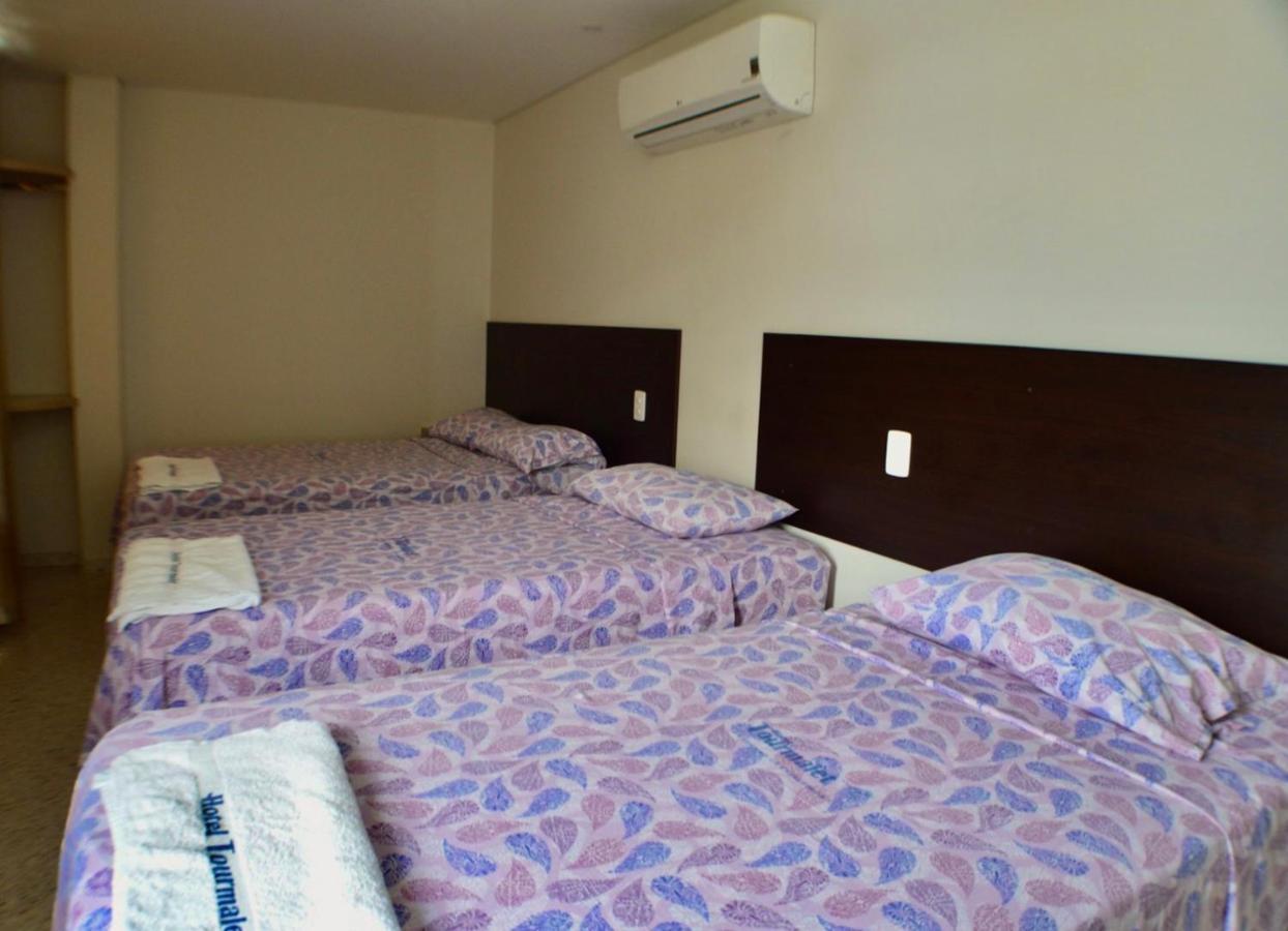 Hotel Tourmalet Кали Екстериор снимка